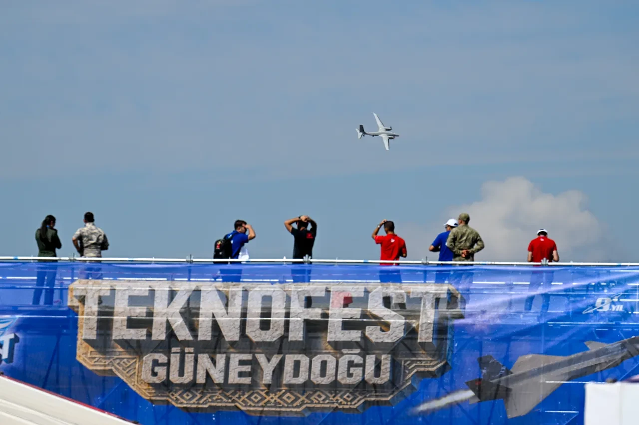 Selçuk Bayraktar'dan TEKNOFEST Güneydoğu'da önemli mesajlar: "Teknoloji refah için en güçlü araçtır"