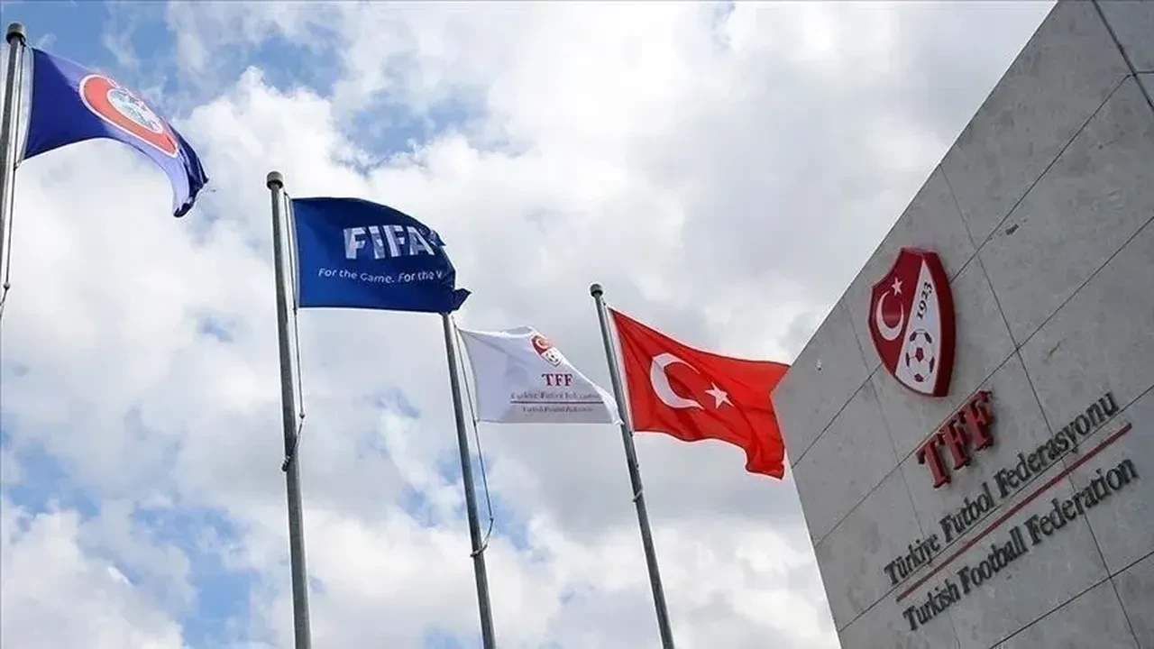 TFF, son 5 yılda bahis oynayan idarecileri açıkladı: 4 büyüklerden birçok isim yer alıyor!