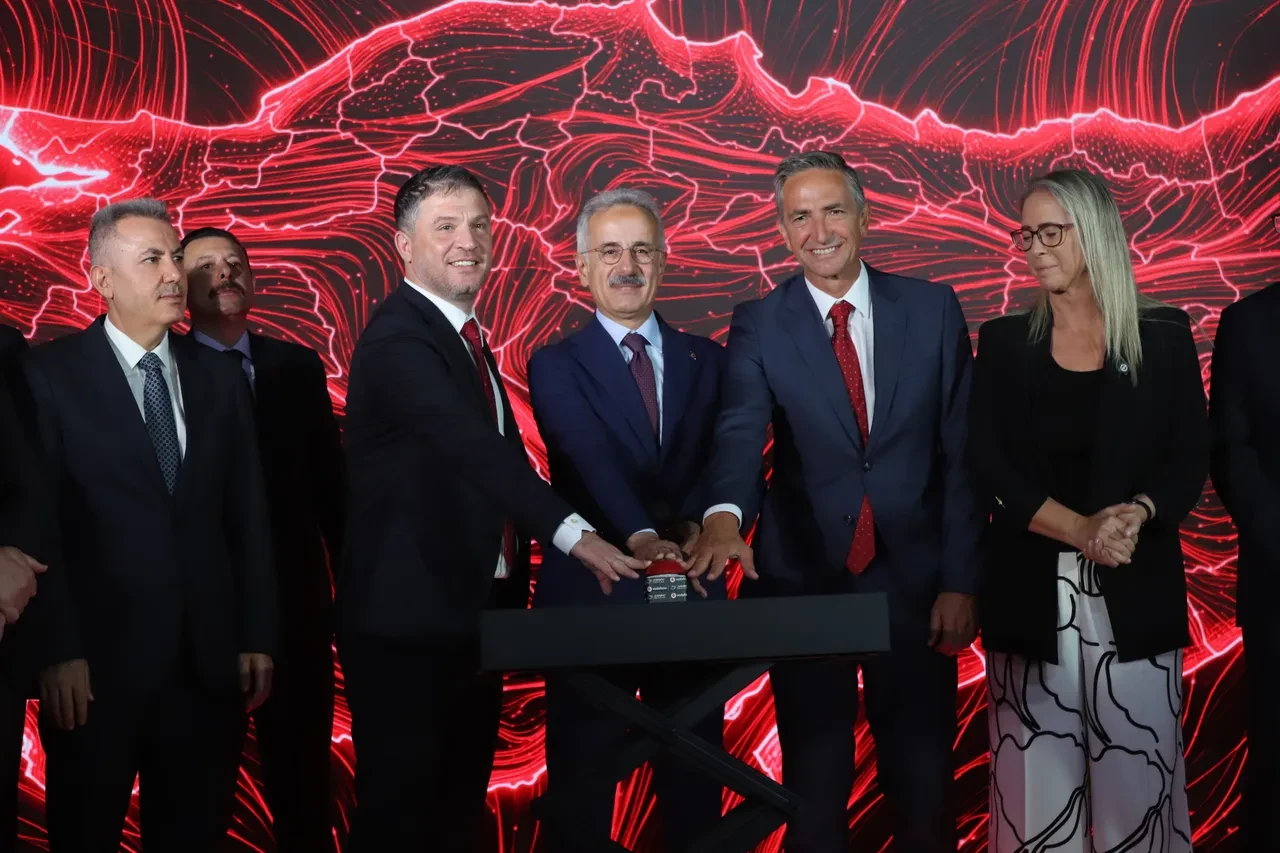 Bakan Uraloğlu açıkladı: 5G’de abone sayısı 45 milyona ulaştı