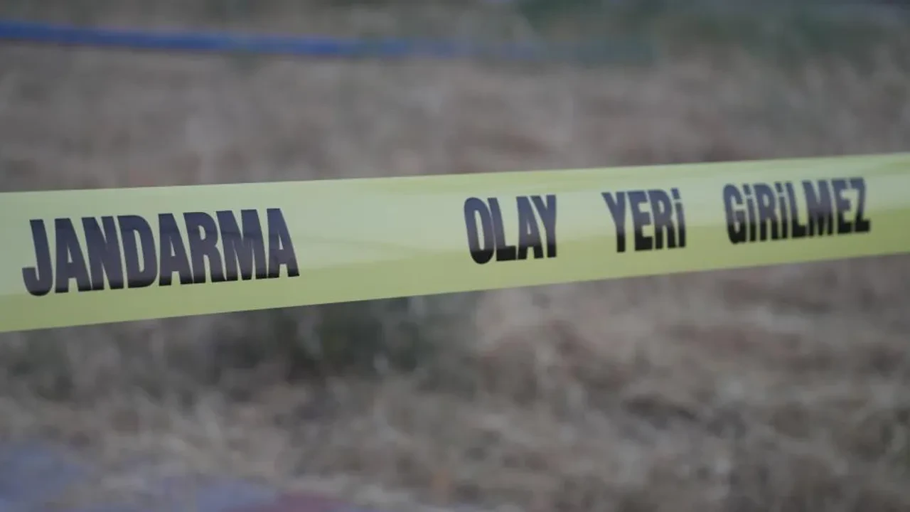 Balıkesir'de madene çalışan tır uçuruma yuvarlandı: 2 ölü
