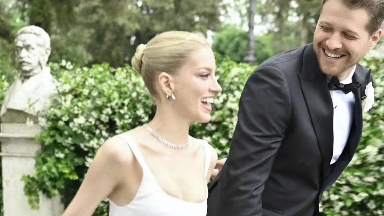 Burak Yörük ve Tuana Yılmaz ile evlendi! İşte çiften ilk kareler 