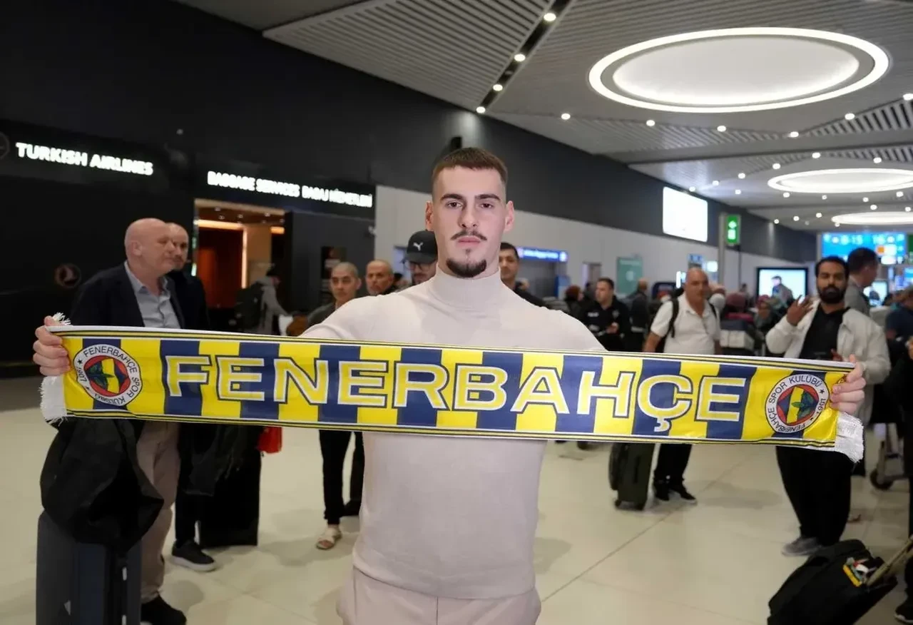 Fenerbahçe'de kritik saatler! TFF'nin +4 kontenjanı için sürpriz hamle