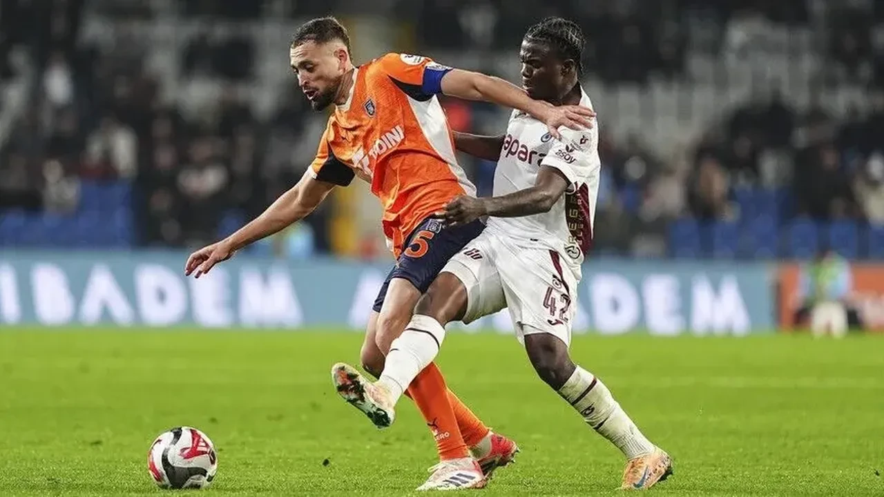 Leao Başakşehir maçında oynayacak mı? Okan Buruk'tan radikal karar! İşte Galatasaray'ın Başakşehir maçı 11'i