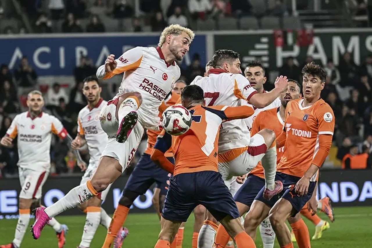 Leao Başakşehir maçında oynayacak mı? Okan Buruk'tan radikal karar! İşte Galatasaray'ın Başakşehir maçı 11'i