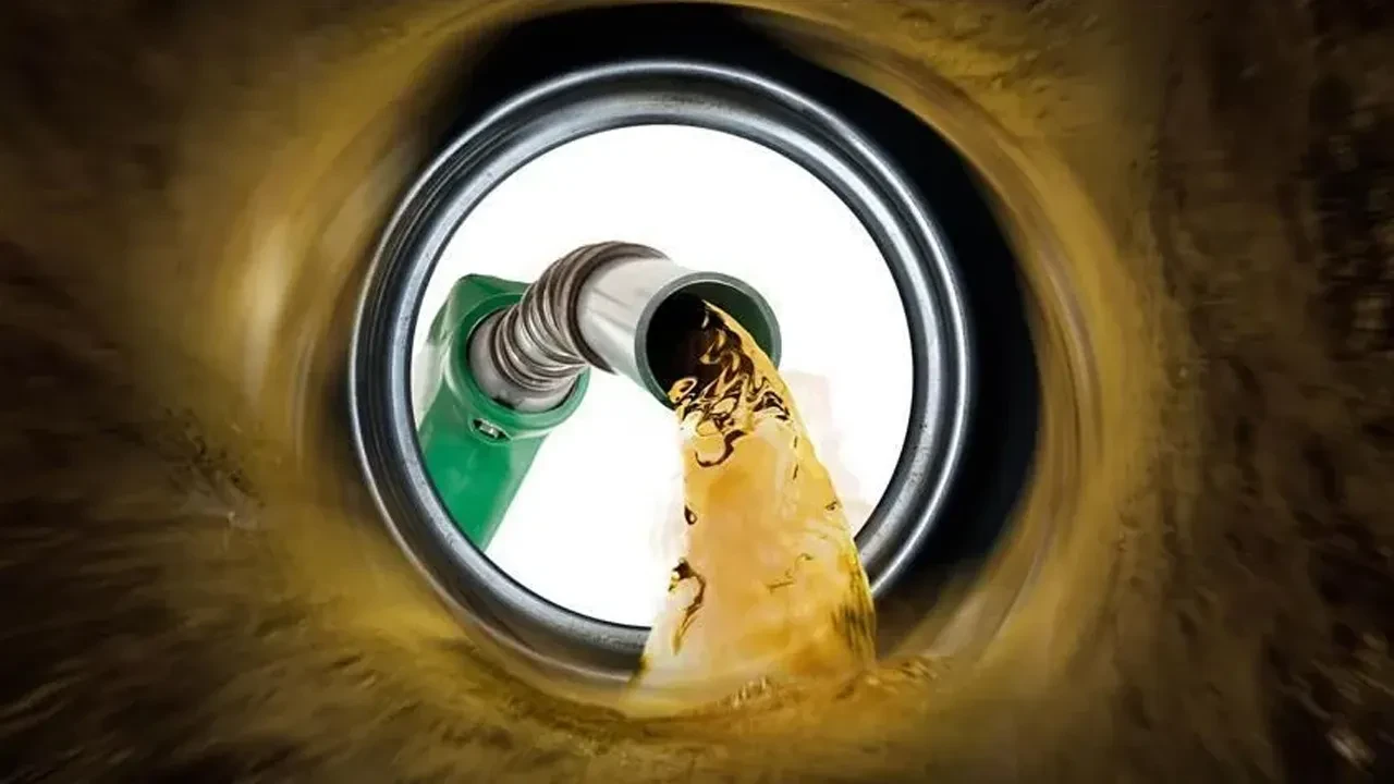 Nijerya'da petrol hırsızlığı sırasında 43 kişi hayatını kaybetti