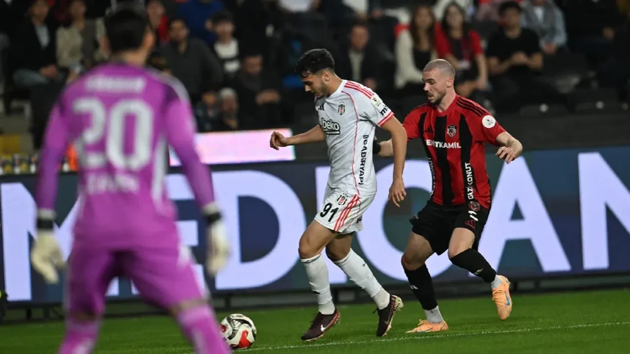 Samsunspor'dan Beşiktaş'a Mustafa Hekimoğlu tepkisi: 'Anlaştık, şehrimize geldi ama transfer engellendi!'
