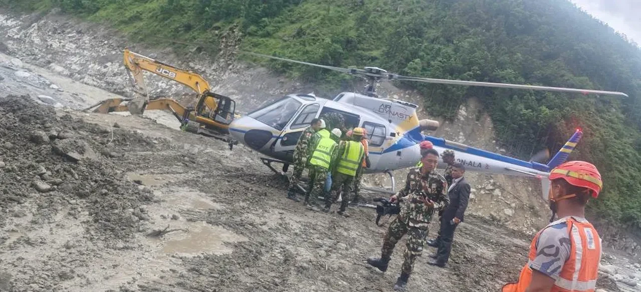 Tahminler doğru çıktı! Nepal'de 10 gün sonra umut veren gelişme: 150 işçiden 2'si böyle kurtarıldı