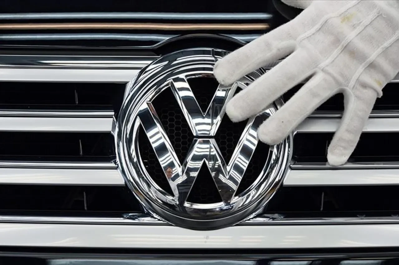Volkswagen'den radikal karar: 50 bin kişi daha işten çıkarılacak, model çeşitliliği azaltılacak