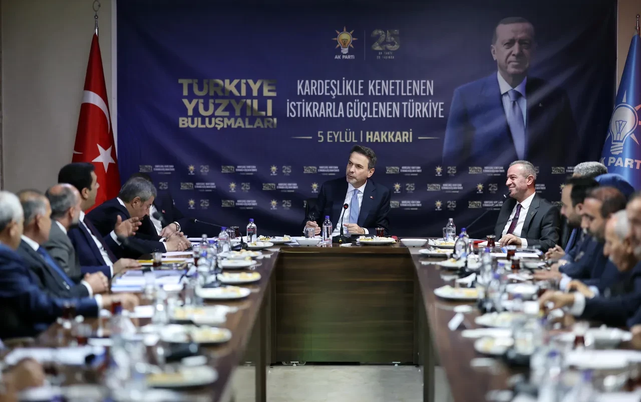 Bakan Bayraktar Hakkari'de açıkladı: Maden şehri oluyor