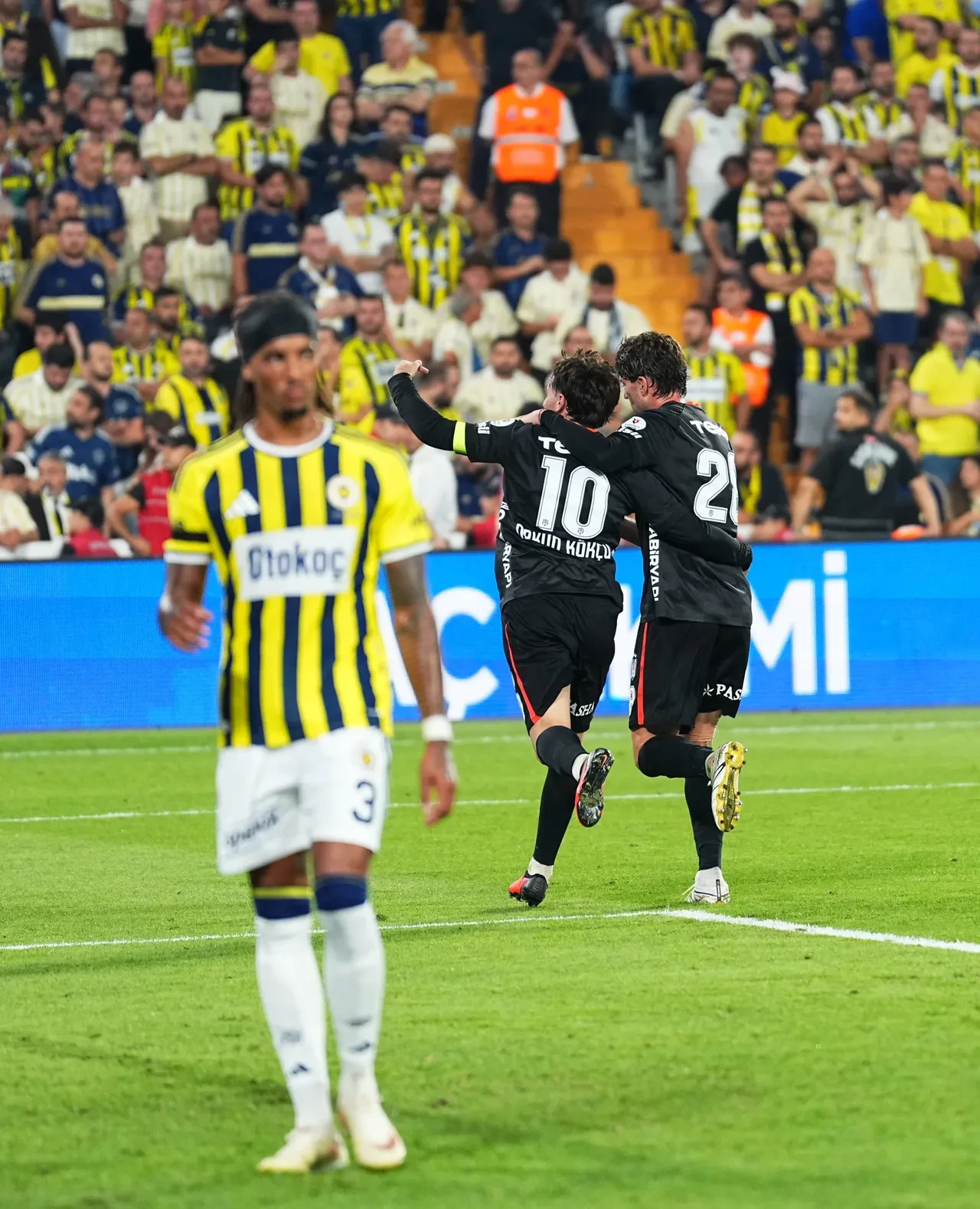 Beşiktaş'tan Archie Brown'ın açıklaması sonrası göndermeli paylaşım