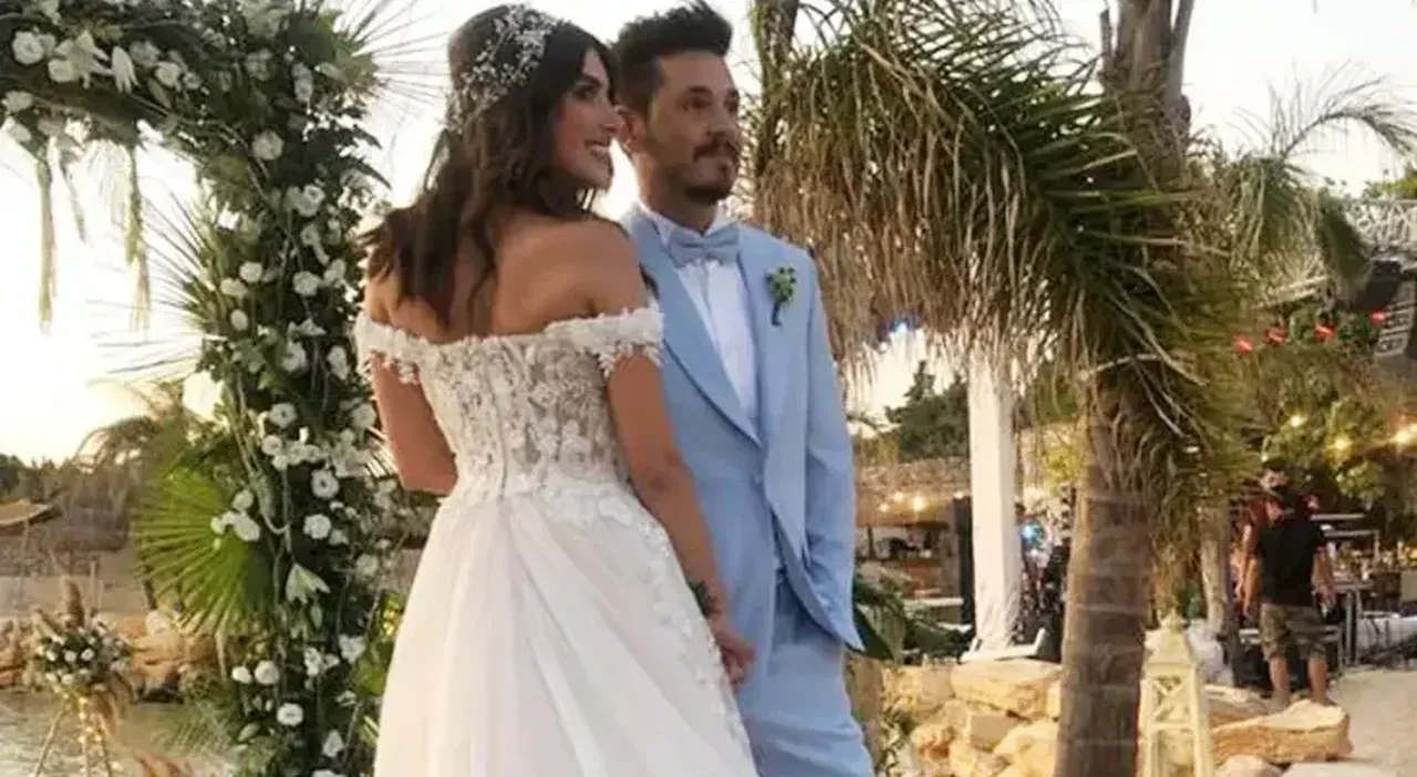 Deniz Baysal'dan dikkat çeken açıklama! Sarsılan evliliği ve Taşacak Bu Deniz dizisi arasındaki bağlantı