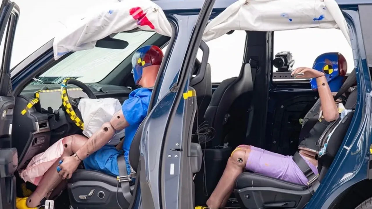 En güvenli otomobiller listesi değişti: Lüks araçlar sınıfta kaldı, sadece 2 SUV zirvede