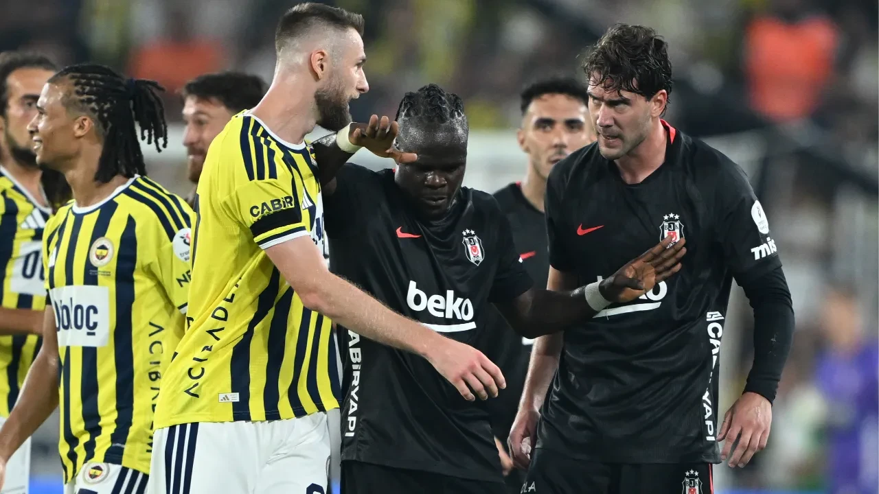 Fenerbahçe-Beşiktaş derbisinde ilkler yaşandı! Milan Skriniar ve Dusan Vlahovic maça damga vurdu