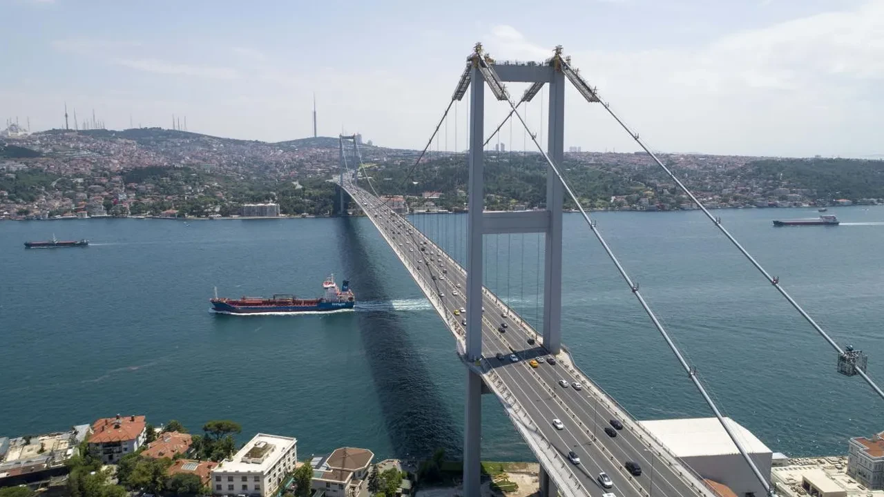 Köprü ve otoyollar için özelleştirme kararı! 'Satılıyor' iddiasına Hazine ve Maliye Bakanlığından açıklama var
