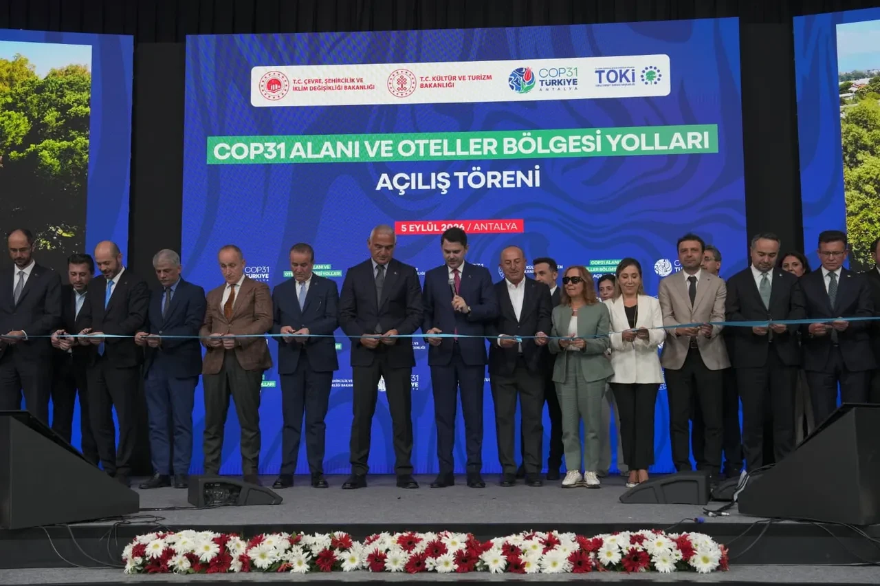 Türk turizminin kalbi Antalya’ya 19,2 milyar liralık kültür ve turizm yatırımı