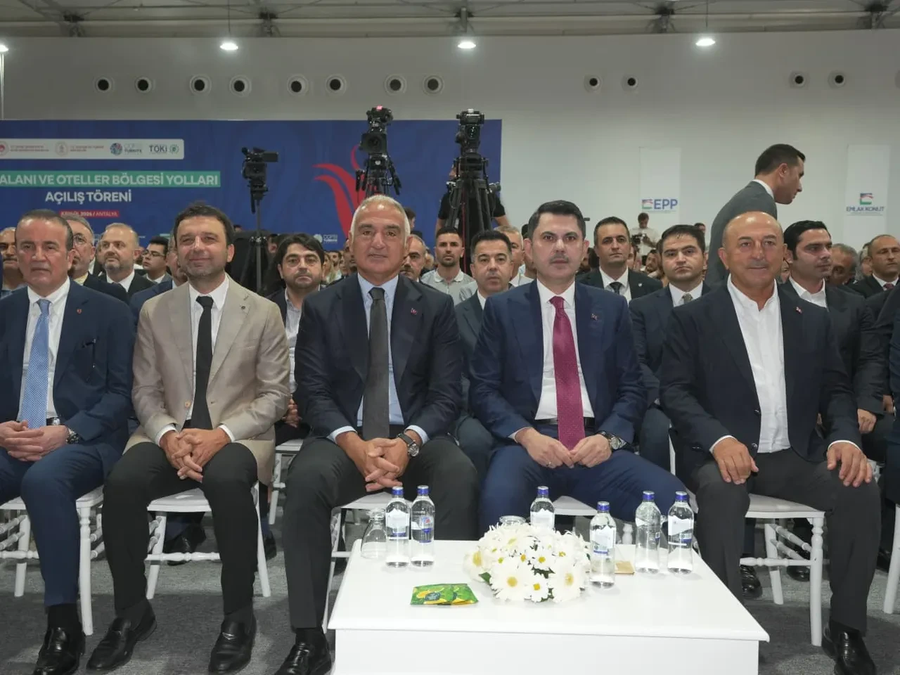 Türk turizminin kalbi Antalya’ya 19,2 milyar liralık kültür ve turizm yatırımı