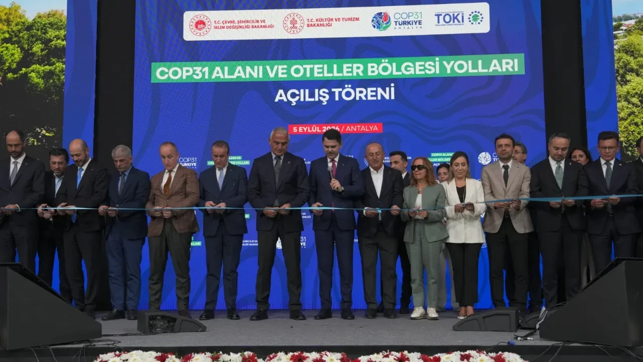 Türk turizminin kalbi Antalya’ya 19,2 milyar liralık kültür ve turizm yatırımı