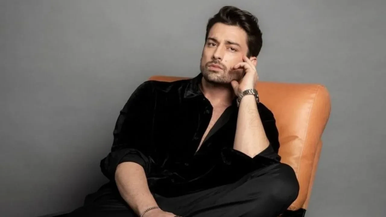 Alp Navruz Venedik'te ödül aldı! Dünyaca ünlü oyuncu Faye Dunaway’le bir araya geldi