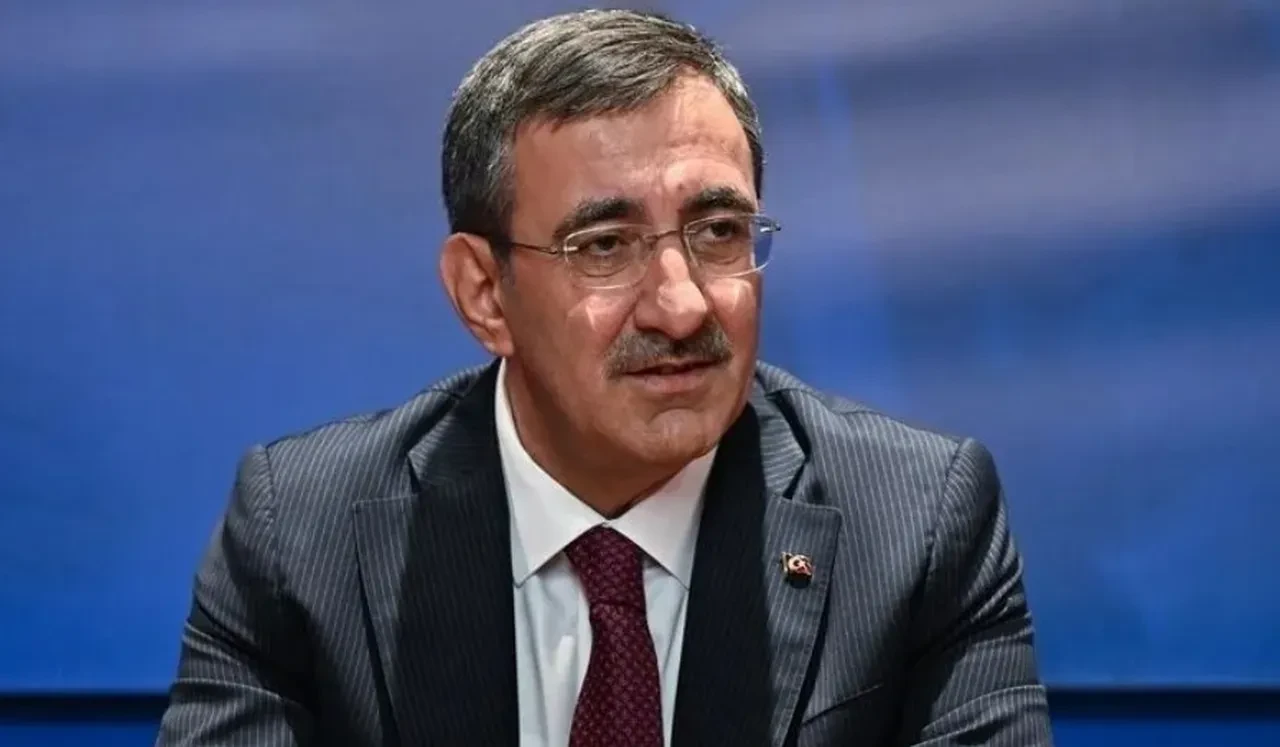 Ekonominin 3 yıllık yol haritası açıklanıyor: Cevdet Yılmaz yarın kamuoyuna duyuracak