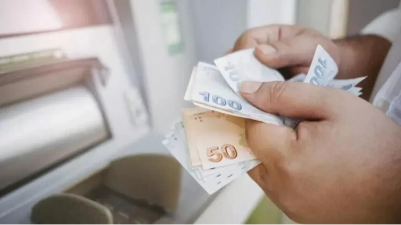 En düşük emekli maaşı bu iki rakamdan biri olacak! Ocak 2027 zammı için masadaki yeni hesap