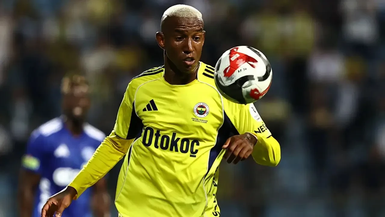 Fenerbahçe'den ayrılan Talisca'dan derbi sonrası olay paylaşım