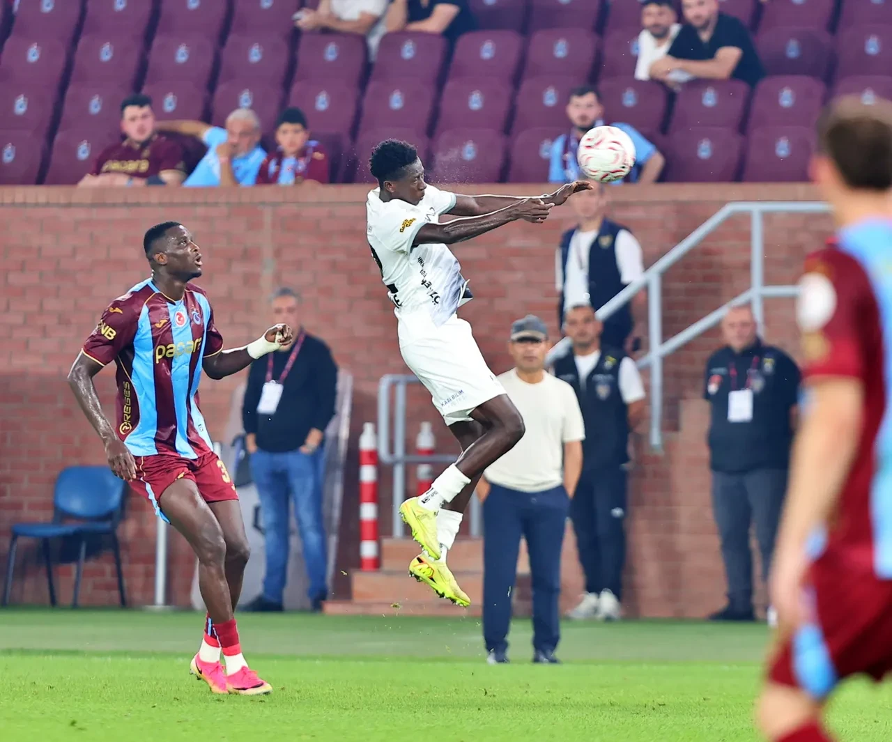 Fırtına esti geçti! Trabzonspor, Gençlerbirliği'ni 5-0 mağlup etti