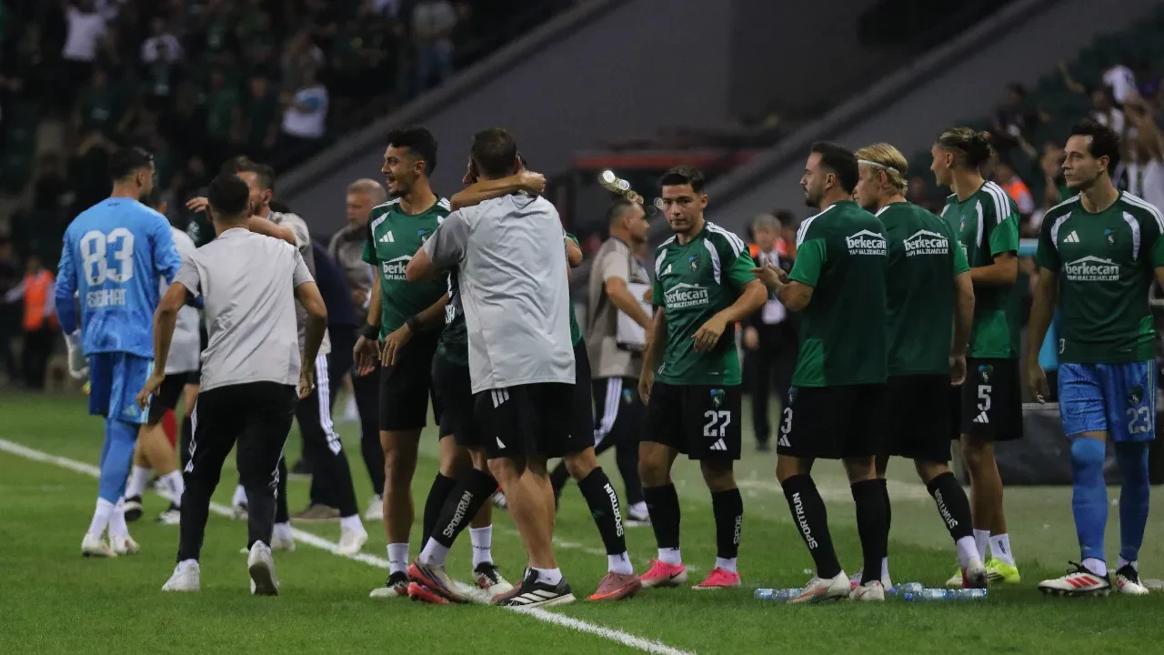 /spor/kocaelispor-evinde-samsunsporu-1-0-yendi-3357880