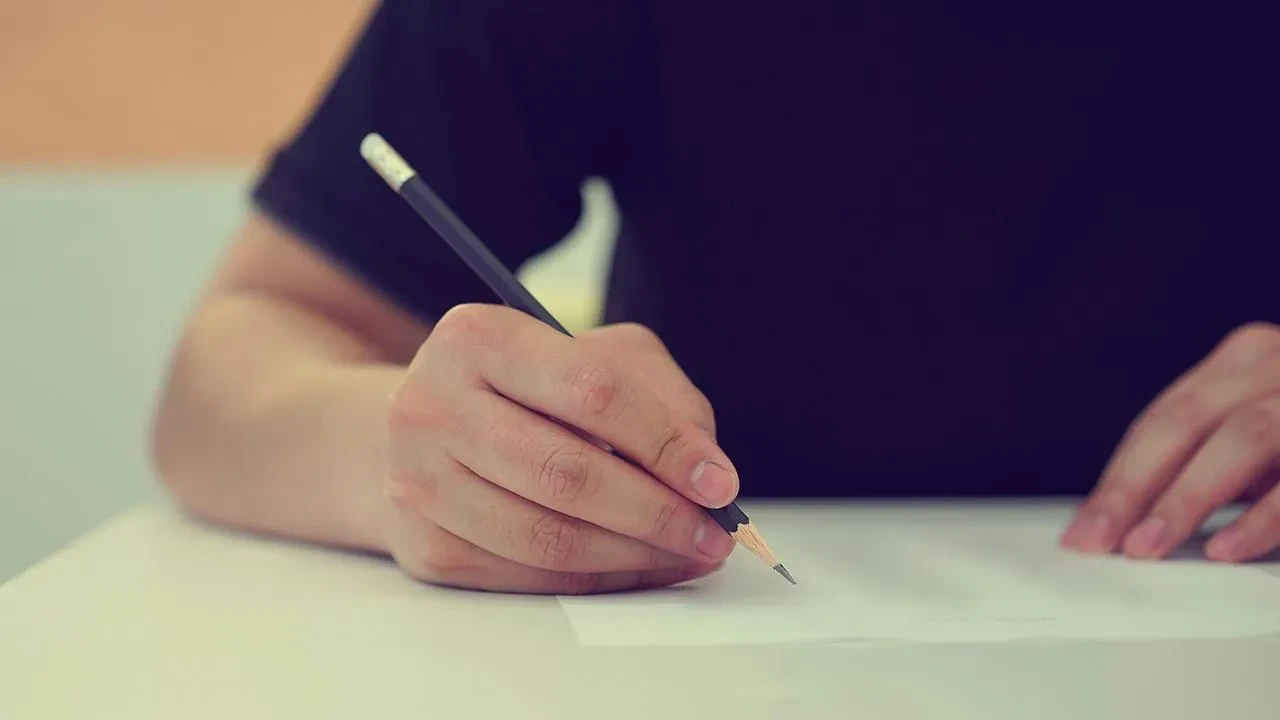 KPSS lisans sınav yorumları 2026! KPSS lisans sınavı zor muydu, kolay mıydı, nasıldı? KPSS GY-GK Türkçe, Matematik, Tarih, Güncel bilgiler sınav yorumu