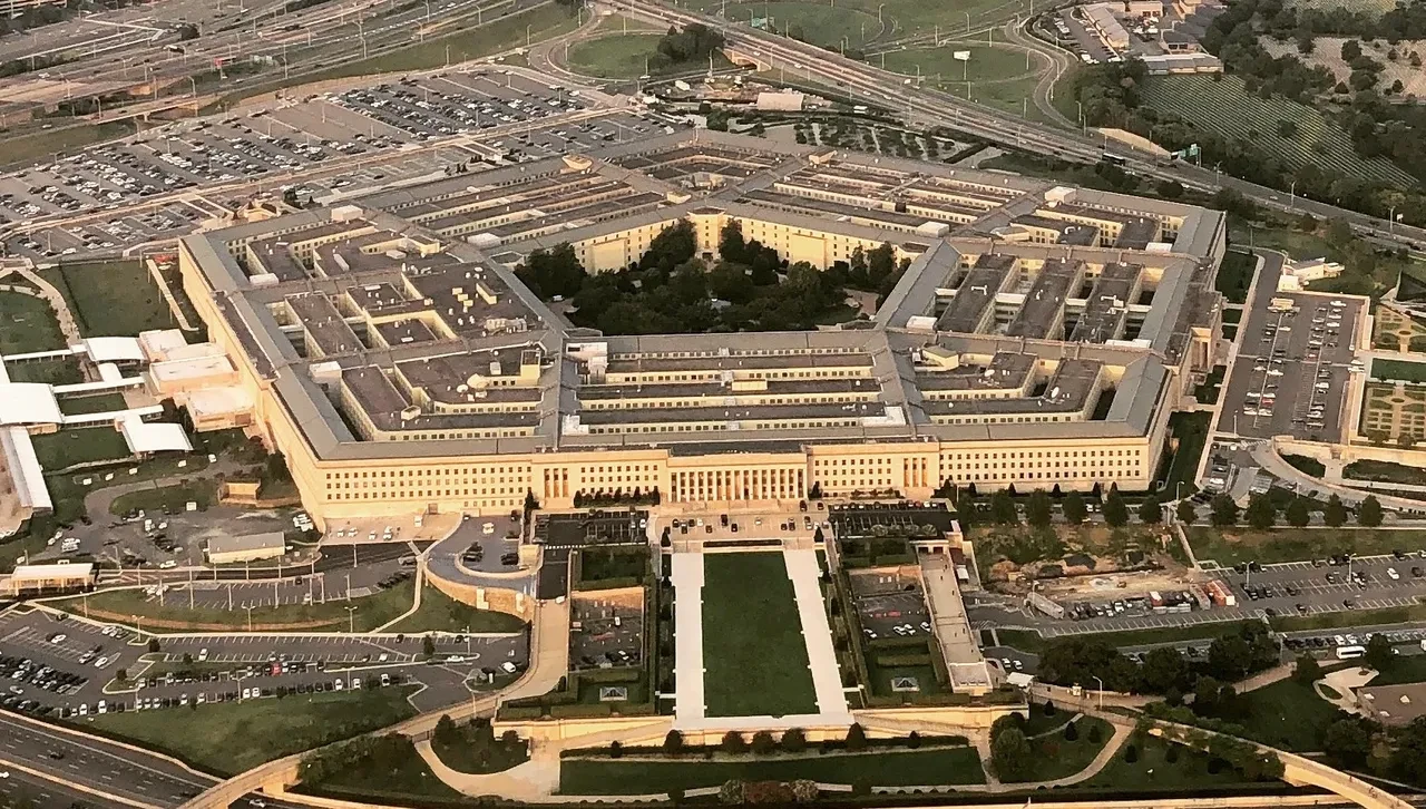 Pentagon'da bilgi sızıntısı krizi! Generallere yalan makinesi testi