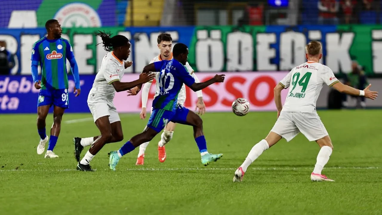 Alanyaspor tek golle kazandı! Akdeniz ekibi, Çaykur Rizespor'u yendi