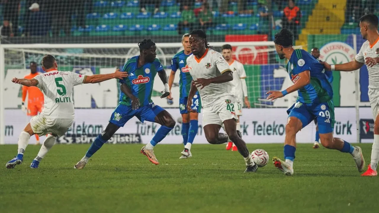 Alanyaspor tek golle kazandı! Akdeniz ekibi, Çaykur Rizespor'u yendi