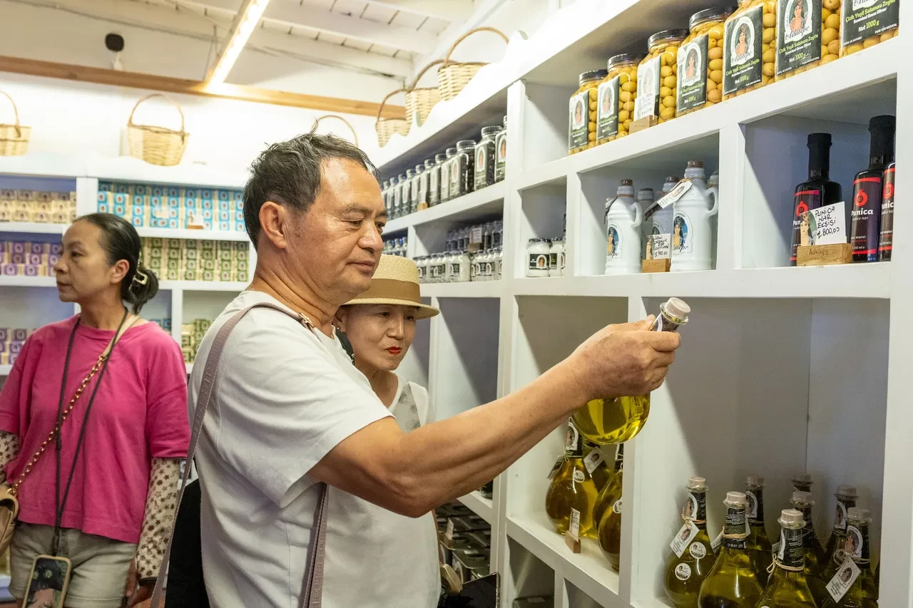 Çanakkale'nin gastronomi mirası dünya vitrininde: Çinli turistlerin zeytinyağı ilgisi