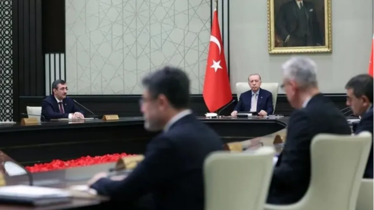 Cumhurbaşkanı Erdoğan başkanlığında Kabine toplanıyor: Önemli başlıklar masada