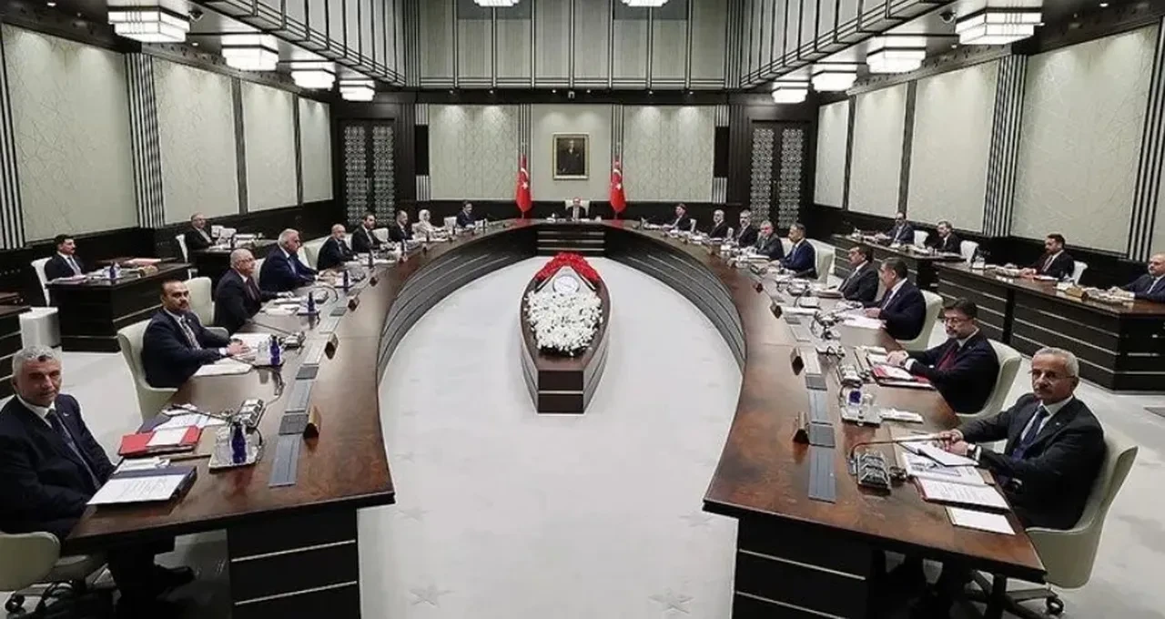 Cumhurbaşkanı Erdoğan başkanlığında Kabine toplanıyor: Önemli başlıklar masada