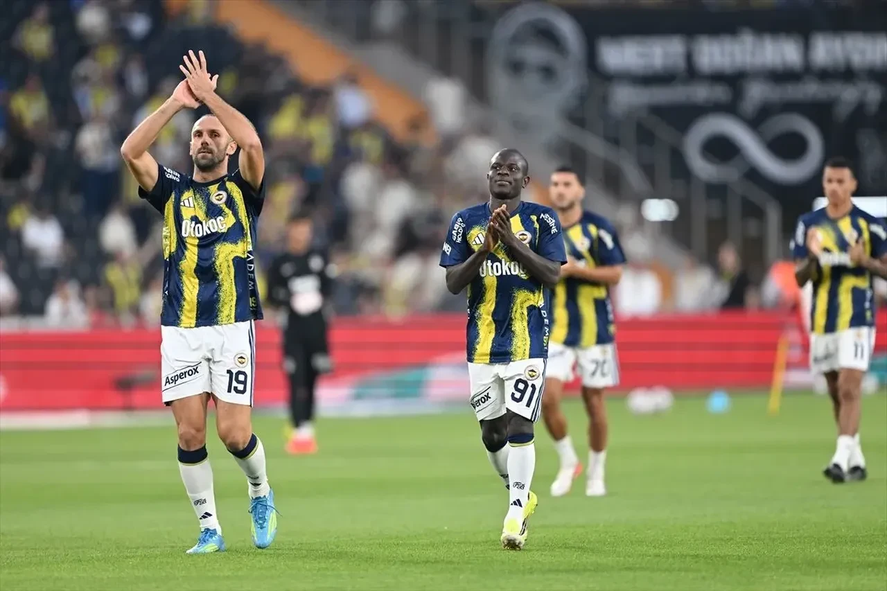 Fenerbahçe Roma maçı ne zaman, nerede oynanacak? ROMA MAÇI BİLET FİYATLARI AÇIKLANDI