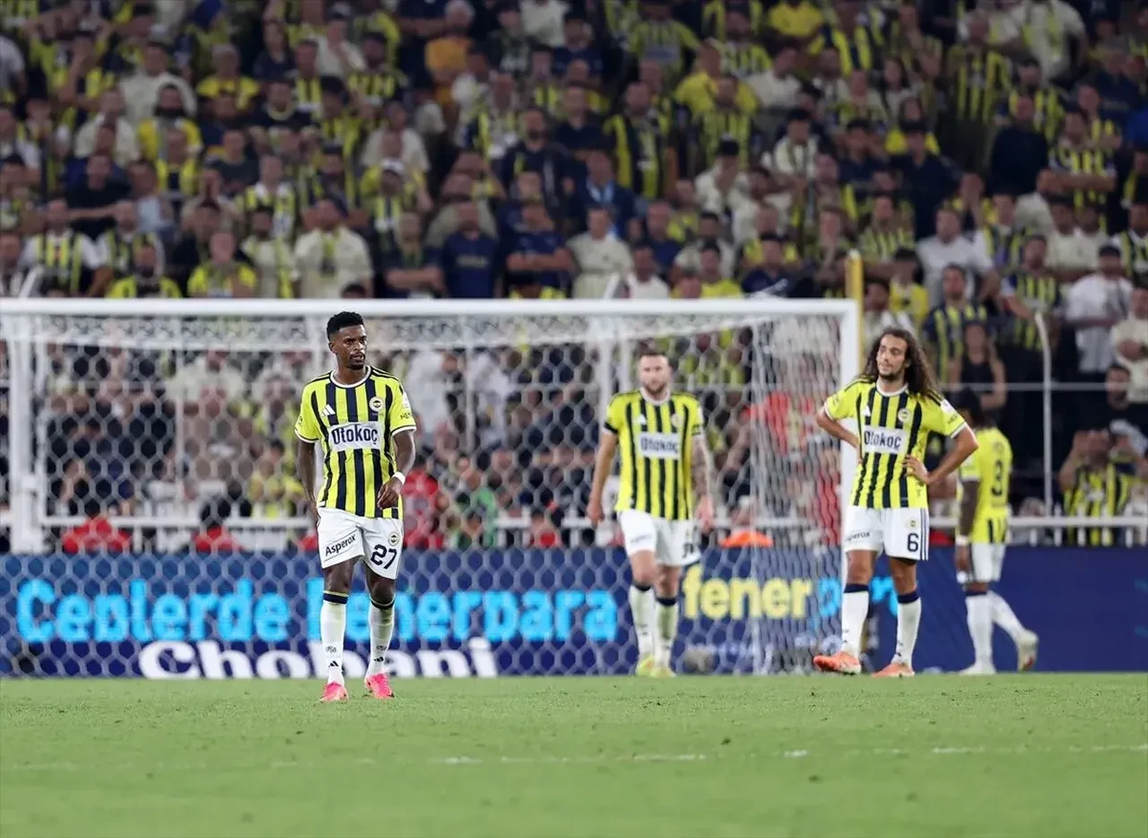 Fenerbahçe Roma maçı ne zaman, nerede oynanacak? ROMA MAÇI BİLET FİYATLARI AÇIKLANDI