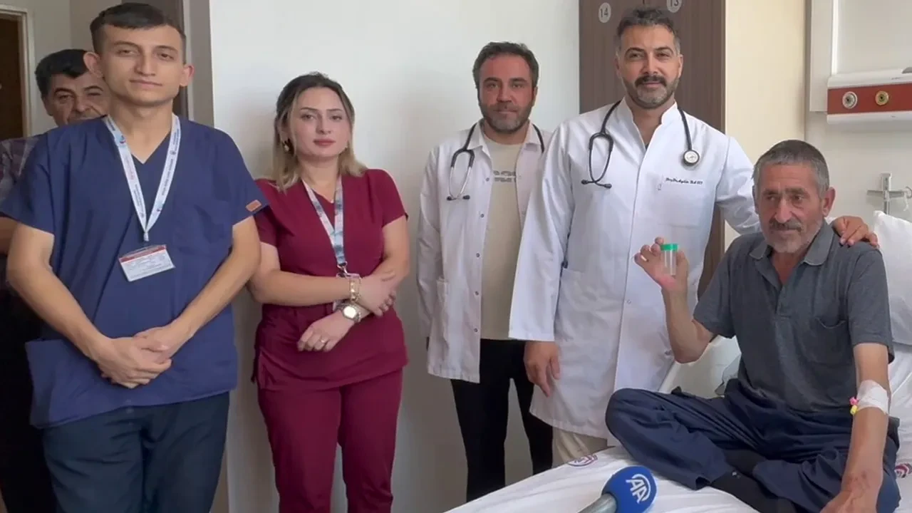 Nefes almakta zorlandığı için hastaneye gitti! Akciğerinden sarsımsak çıktı