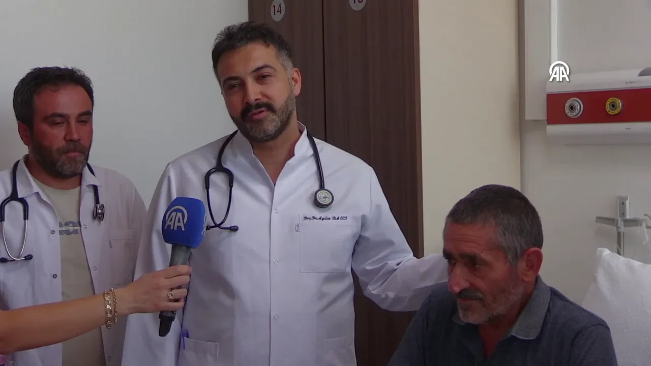 Nefes almakta zorlandığı için hastaneye gitti! Akciğerinden sarsımsak çıktı