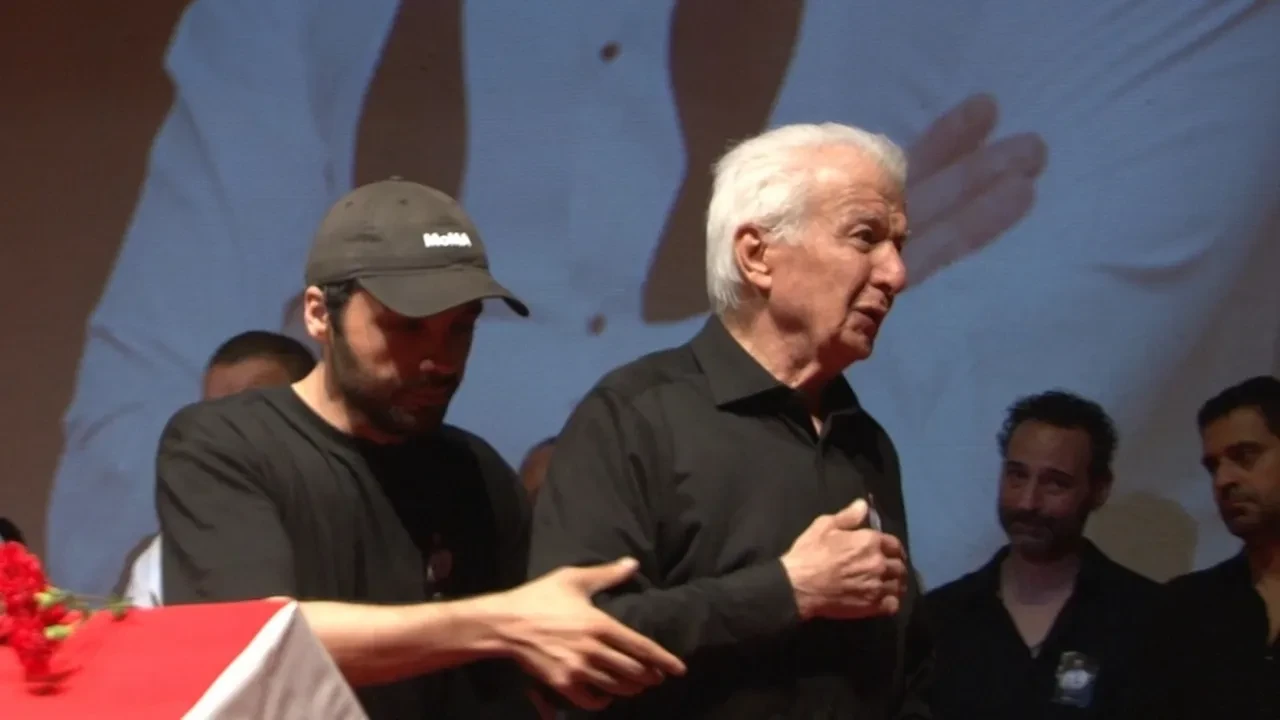 Özlem Esmergül'den erkek arkadaşı Serhat Mustafa Kılıç'a acı veda! Gözyaşları içinde uğurladı