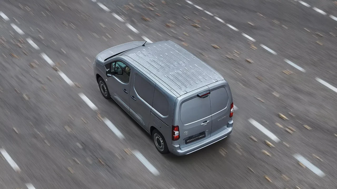 Toyota Eylül 2026 fiyat listesi yayınlandı: İşte benzinli, hibrit ve elektrikli Toyota Corolla, Yaris, Hilux, Land Cruiser güncel fiyat listesi