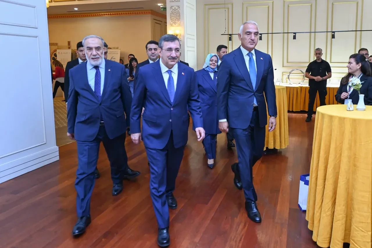 Bakan Ersoy’dan Gazze çağrısı: 'Müslüman diasporaların Filistin mücadelesini dünyaya anlatmada kritik rolü var'