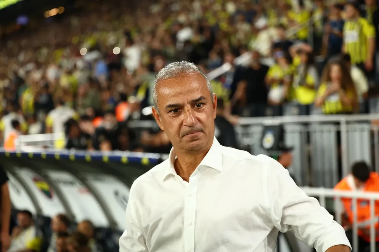 Derbi mağlubiyeti sonrası sular durulmuyor! İsmail Kartal'dan dikkat çeken transfer itirafı