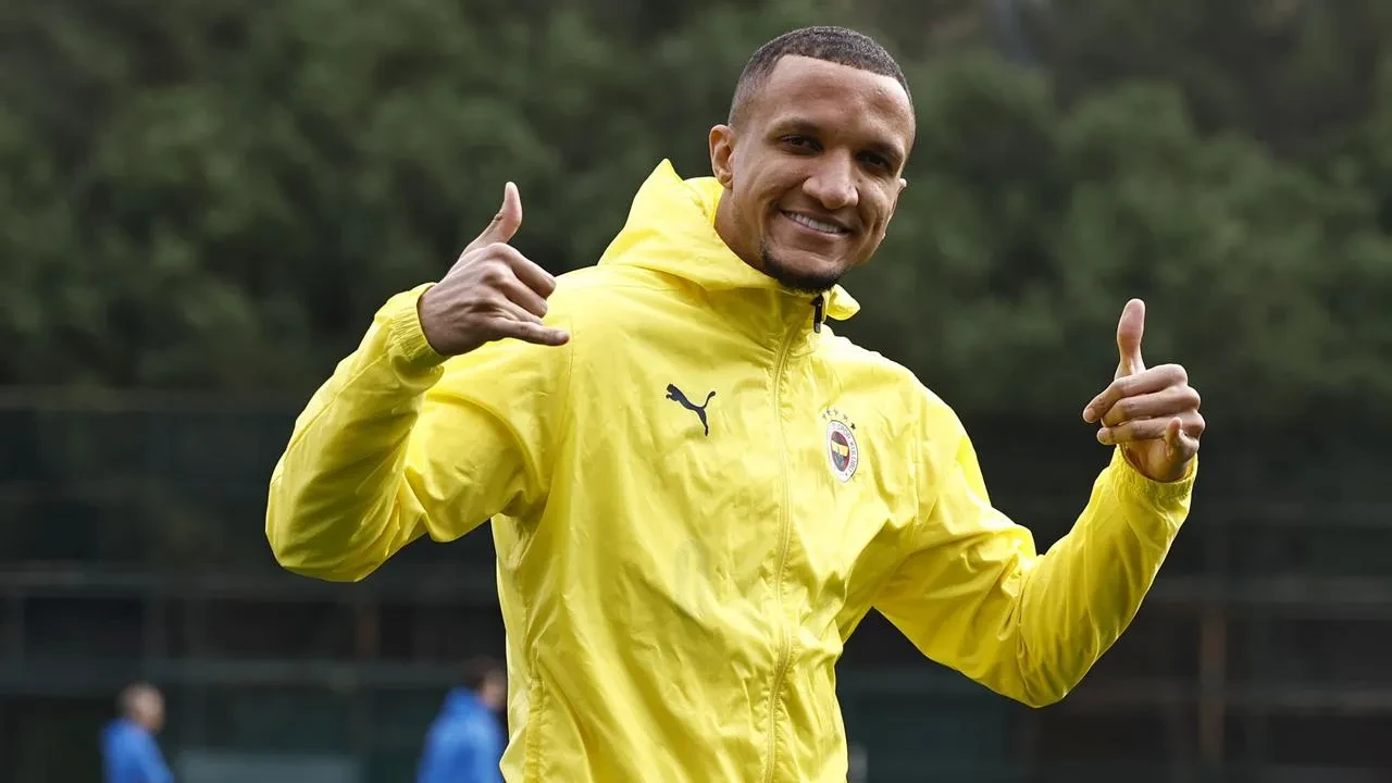 Fenerbahçe'de yaprak dökümü! Yıldız savunmacıyla yollar ayrılıyor: Yeni takımı belli oldu
