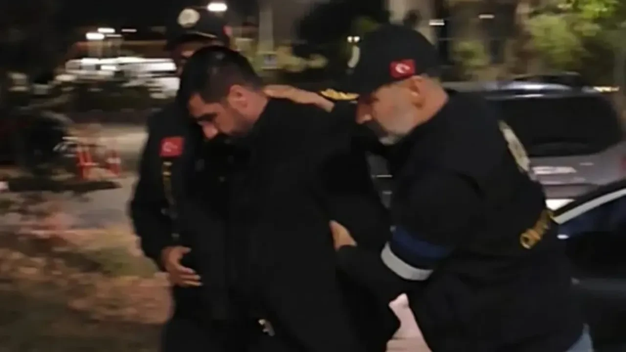 Fenomen Çağla Öz, kocası gözaltına alınınca bakın ne yaptı! Herkes onu aradı, 44 milyon TL'lik altın takılmıştı