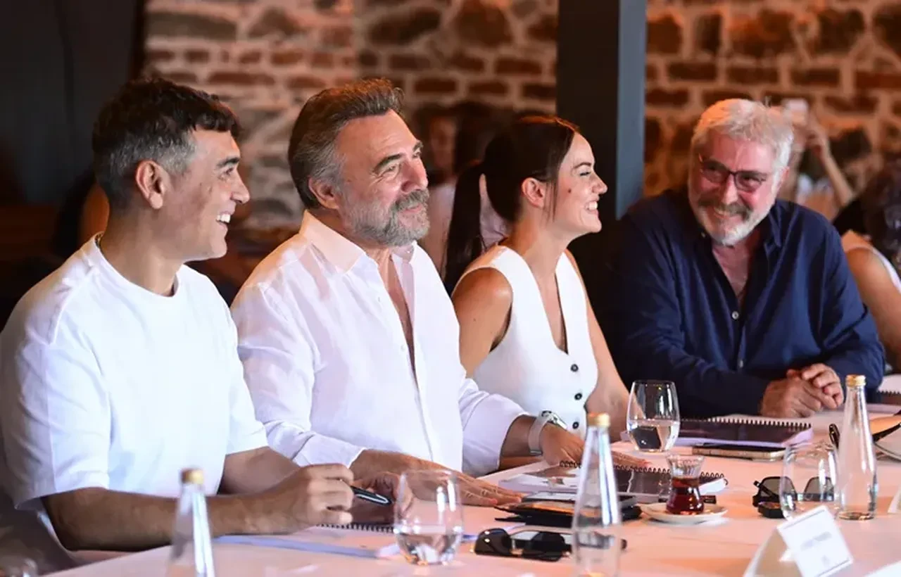 Hamal ekibi sete çıkmadan buluştu! Geçmişin hesabı yeniden açılıyor