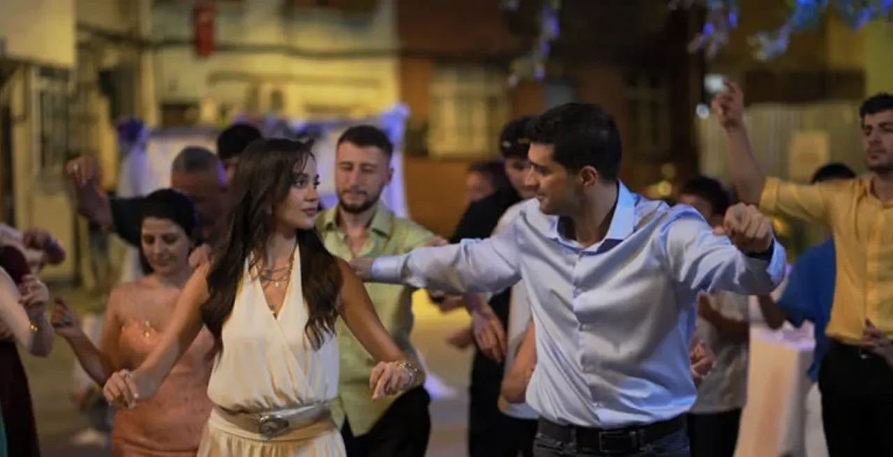 Haysiyet dizisi oyuncu kadrosu dikkat çekti! Haysiyet Tarık, Simay, Tufan, Şehnaz kim?