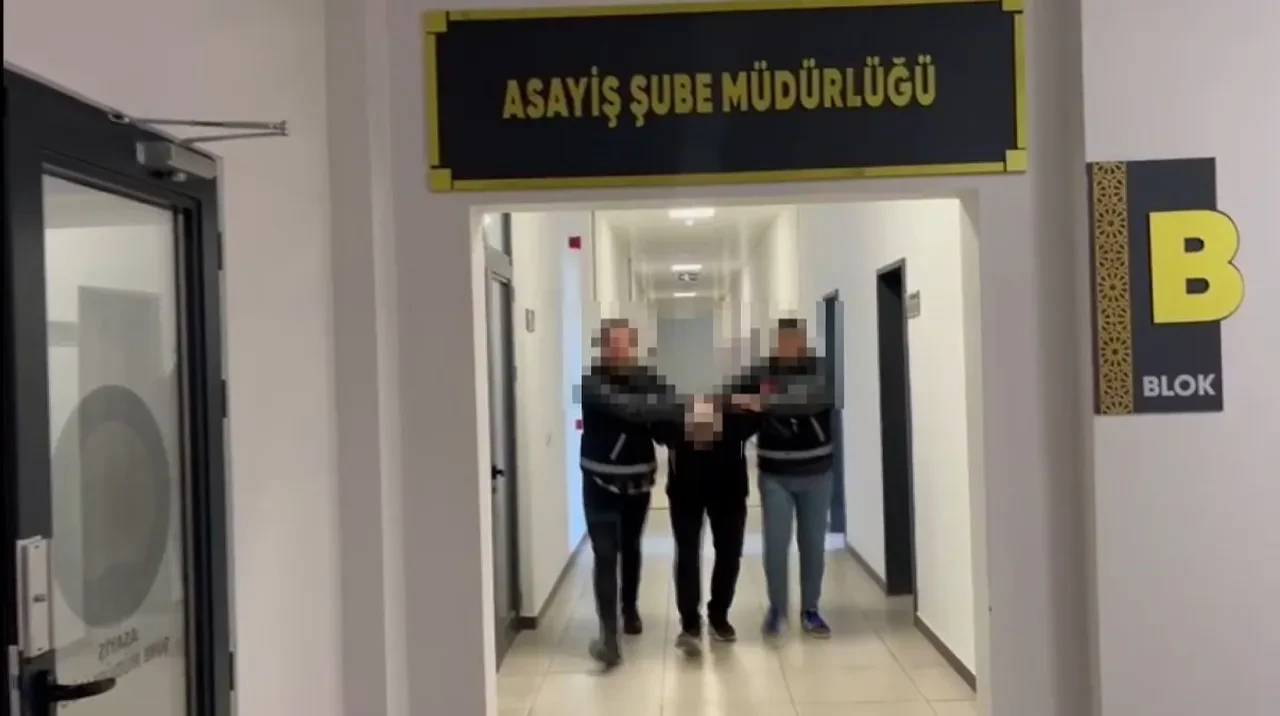 Komşusunun boğazını kesip altınlarını çalan şahsın ifadeleri ortaya çıktı: Bilezikleri kolundan nasıl keseceğini kuyumcuya sormuş