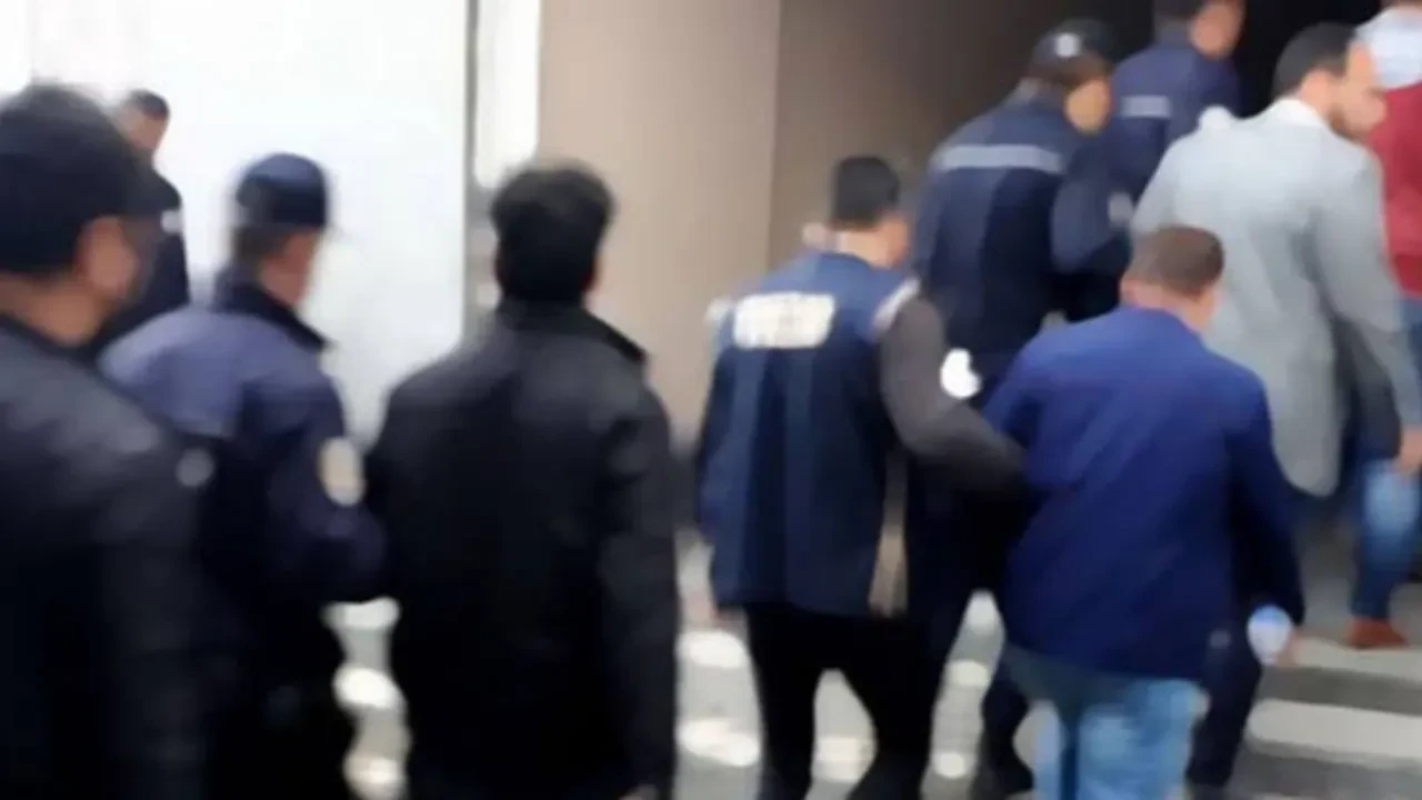 Şirinler suç örgütüne operasyon: 16 şüpheli tutuklandı