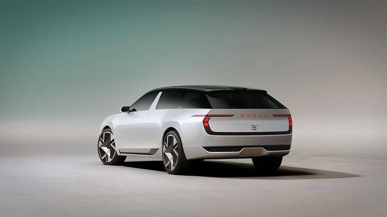 Skoda’da taşları yerinden oynatacak plan: Superb ve Octavia tek modele dönüşebilir