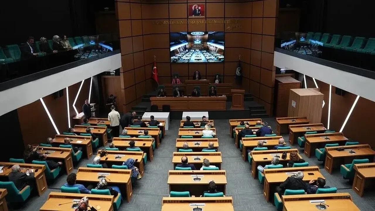 Üsküdar Belediyesi hangi partiye geçti 2026? Üsküdar Belediyesi'ni kim kazandı?